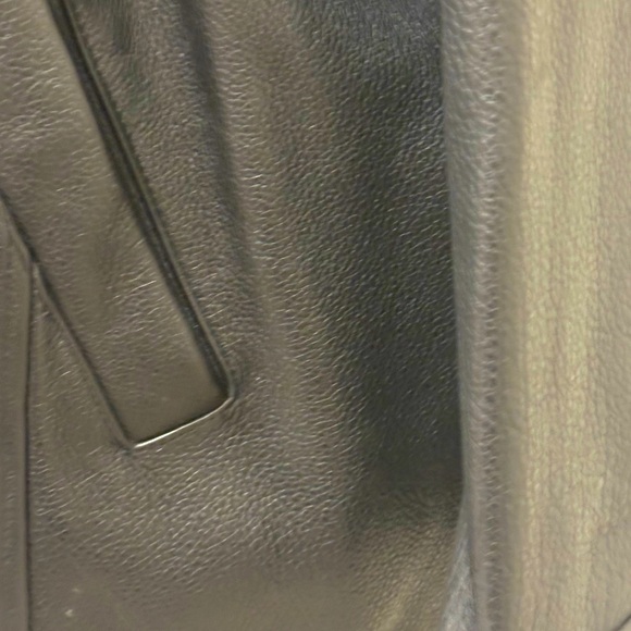 Danier Genuine Leather Jacket - Picture 5 of 16